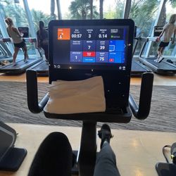 Recumbent bike