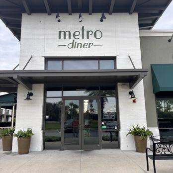 Metro Diner - Diners Near Me - Ponte Vedra Beach, Florida