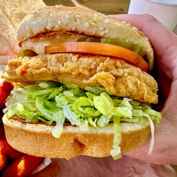 Nice Burger - Spicy Chick-n-sandwich - Vegan Near Me - Stanton, California