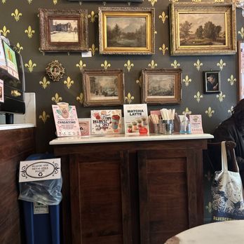 Cafe Bleriot XI - Coffee & Tea Near Me - New York, New York