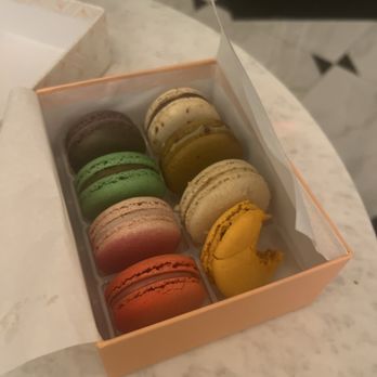 Sucré - Blackberry, coffee, pistachio, salted caramel, strawberry, almond, raspberry, and pumpkin pie macarons - Desserts Near Me - Brookhaven, Georgia