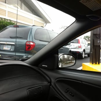 Shell - Waiting in Line takes about 20 minutes or less - Gas Stations Near Me - North Springfield, Virginia