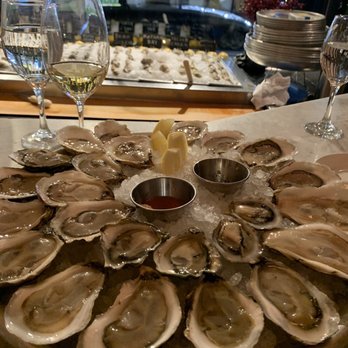 Neptune Oyster - 12 different varieties of oysters. Amazing! - Seafood Near Me - Boston, Massachusetts