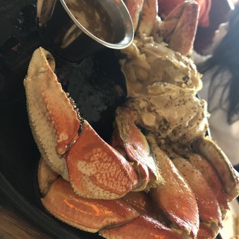 The Dead Fish - Who's signature garlic crab - Seafood Near Me - Crockett, California The Dead Fish - Who's signature garlic crab - Seafood Near Me - Crockett, California