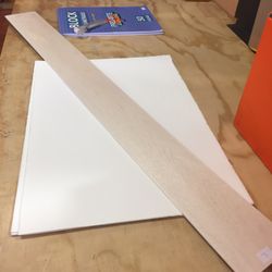 La Tala - Mi papel fabriano y un poco de madera de balsa.