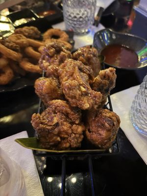 Monkey Lounge by null