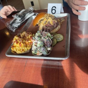 Smokehouse 41 - Mac and cheese, broccoli salad, Sasquatch sandwich - Barbeque Near Me - Oakhurst, California Smokehouse 41 - Mac and cheese, broccoli salad, Sasquatch sandwich - Barbeque Near Me - Oakhurst, California