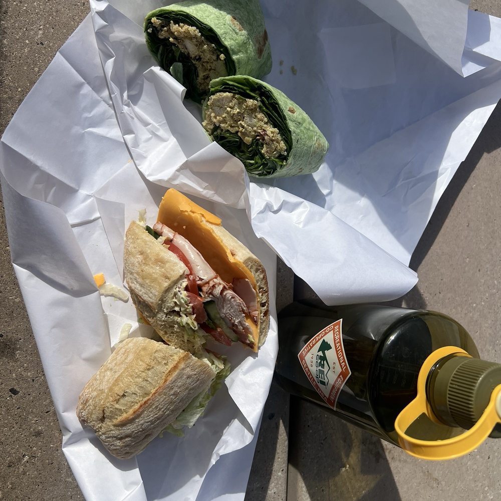 Roadrunner Grab+Go - Turkey sandwich & curry wrap - Delis Near Me - Joshua Tree, California Roadrunner Grab+Go - Turkey sandwich & curry wrap - Delis Near Me - Joshua Tree, California