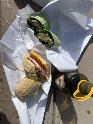Roadrunner Grab+Go by null