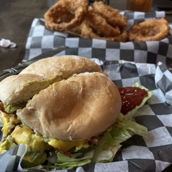 Burger Bar Cafe - Best burgers for mikes!! - New American Near Me - Llano, Texas Burger Bar Cafe - Best burgers for mikes!! - New American Near Me - Llano, Texas