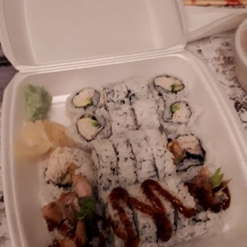 Kim Chi Palace Restaurant - #c. Three roll combo...Dynamite roll. California roll. Chicken thigh roll.. tray $13. - Japanese Near Me - Surrey, British Columbia