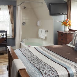 A G Thomson House - The North Shore Retreat at the AG Thomson House Bed and Breakfast
