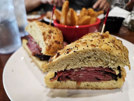 Chompie's Restaurant, Deli, and Bakery by null