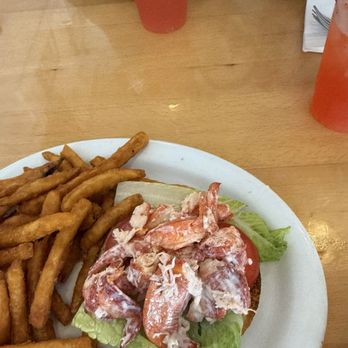 NDMK Fish House - Clemente sandwich - Sushi Bars Near Me - Avalon, California NDMK Fish House - Clemente sandwich - Sushi Bars Near Me - Avalon, California