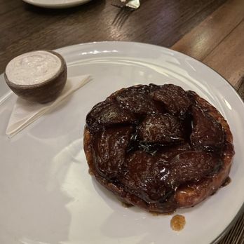 Perle Restaurant - Plum tart - New American Near Me - Pasadena, California Perle Restaurant - Plum tart - New American Near Me - Pasadena, California