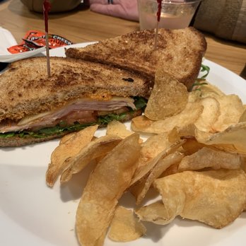 Drake’s Flyaway - Don't call m turkey with house made kettle chips - Pizza Near Me - San Francisco, California Drake’s Flyaway - Don't call m turkey with house made kettle chips - Pizza Near Me - San Francisco, California