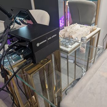 Glam Bar Bazaar - Zapping machine for permanent jewellery - Jewelry Near Me - Brampton, Ontario