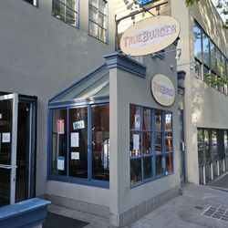 TrueBurger - Storefront