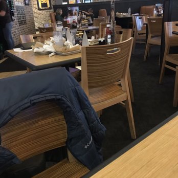 Buffalo Wild Wings - Table sat uncleared - Sports Bars Near Me - Petaluma, California Buffalo Wild Wings - Table sat uncleared - Sports Bars Near Me - Petaluma, California