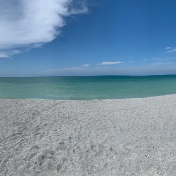Venice Beach - A beautiful beach and beautiful water - Beaches Near Me - Venice, Florida