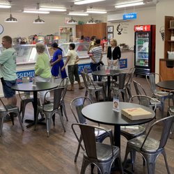 K&J’s Ice Cream - Clean and bright