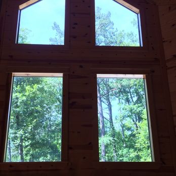 Hidden Hills Cabins - Lots of windows, lots of natural light - Vacation Rentals Near Me - Broken Bow, Oklahoma