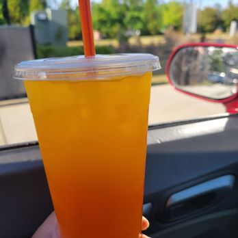 Dunkin' - Dunkin Refreshers Mango  Pineapple - Coffee & Tea Near Me - Grovetown, Georgia