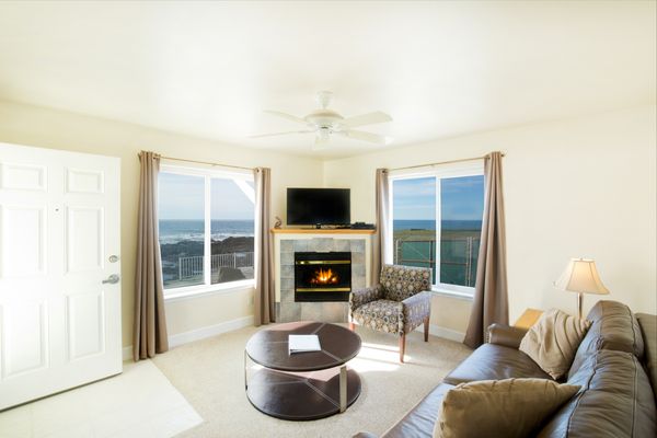 The Tides Inn by null