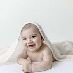 Ready Freddie Studios - 3 Months Tummy Time Simplicity Session at our Miami Photography Studio