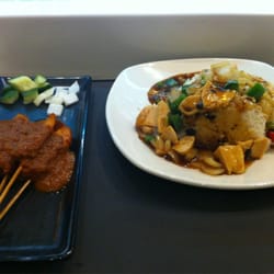 Bamboo Basket - Chicken in Black Bean Sauce with Boiled Rice and a side of Chicken Satay
