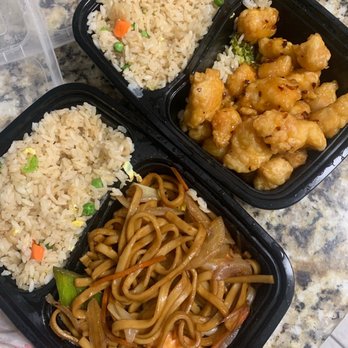 Chef Joe - LM3. Shrimp Lo Mein & D1. General Ts'o Chicken - Chinese Near Me - San Antonio, Texas Chef Joe - LM3. Shrimp Lo Mein & D1. General Ts'o Chicken - Chinese Near Me - San Antonio, Texas