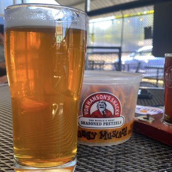 Jellyfish Brewing - smack ipa + von Hanson's seasoned pretzels (tangy mustard) - Breweries Near Me - Seattle, Washington Jellyfish Brewing - smack ipa + von Hanson's seasoned pretzels (tangy mustard) - Breweries Near Me - Seattle, Washington