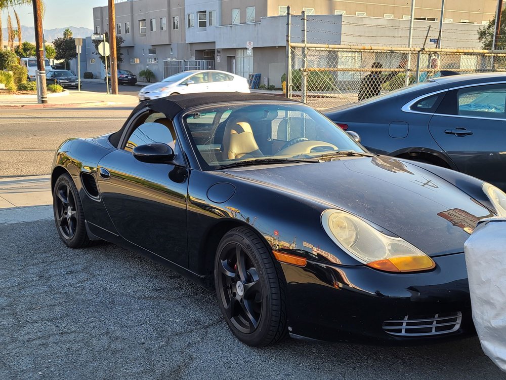 BURBANK AUTO UPHOLSTERY Updated October 2024 23 Photos & 25 Reviews