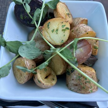 The Golden Eagle Inn Restaurant - Roasted Potatoes - New American Near Me - Beaver Creek, Colorado The Golden Eagle Inn Restaurant - Roasted Potatoes - New American Near Me - Beaver Creek, Colorado