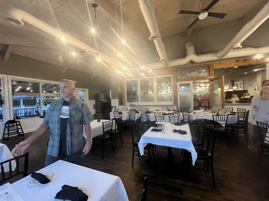 Avalon Links Restaurant by null