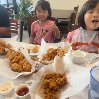 Crawfish & Hotpot - Kids love their wings and curly fry - Seafood Near Me - Seattle, Washington