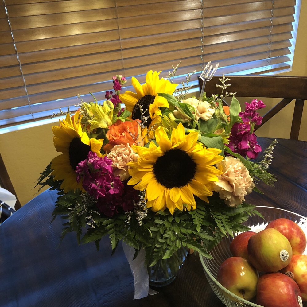 Branches Floral Studio - VERY pleased with my "designers choice" bouquet - Floral Designers Near Me Branches Floral Studio - VERY pleased with my "designers choice" bouquet - Floral Designers Near Me