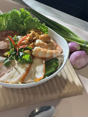 Pho Leo & Grill by null