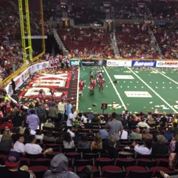 Moda Center - Christmas in July - Touchdown Thunder! - Stadiums & Arenas Near Me - Portland, Oregon