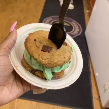 Insomnia Cookies - Desserts Near Me - Atlanta, Georgia Insomnia Cookies - Desserts Near Me - Atlanta, Georgia