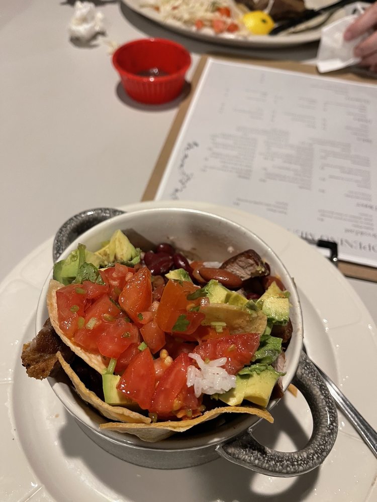 DELICIAS DE LORE 9 E Somerset St, Raritan, New Jersey Spanish