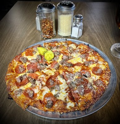 Bonnie & Clyde's Pizza Parlor by null