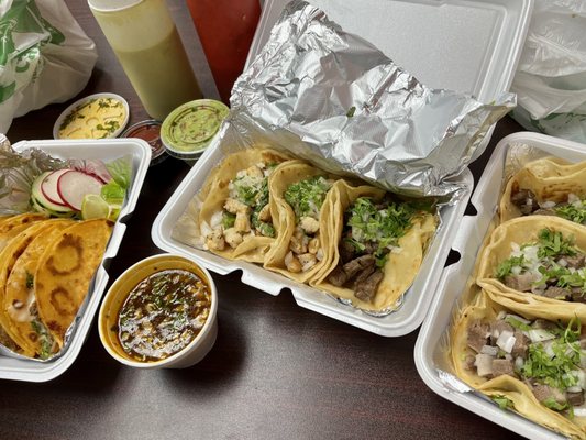Taqueria Cancun by null