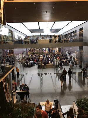 Zorlu Center by null