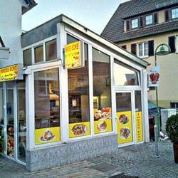 Imbiss Ecke - Außenansicht