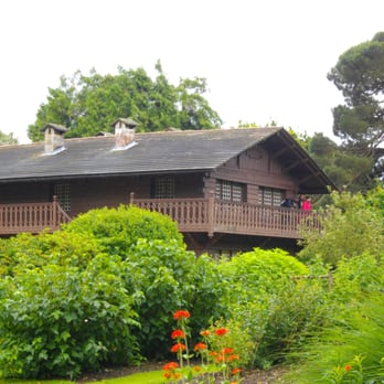 Osborne House - Landmarks & Historical Buildings Near Me - East Cowes, IOW
