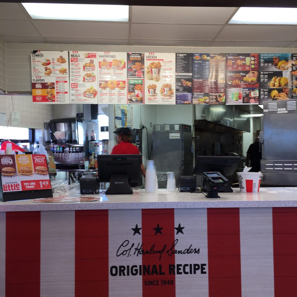 KFC - KFC front counter - Fast Food Near Me - Odessa, Texas