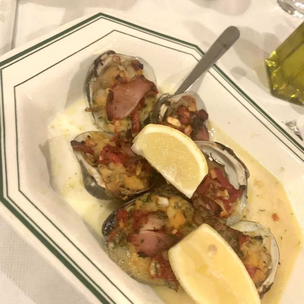 Pellicci's - Clams Casino - Italian Near Me - Stamford, Connecticut
