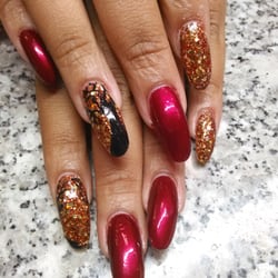 Jade's Designs Nails & Spa