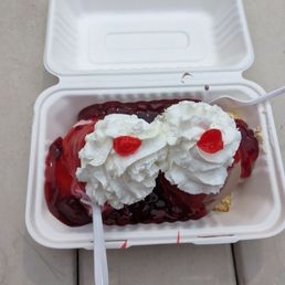 Strawberry cake boat Strawberry cake boat